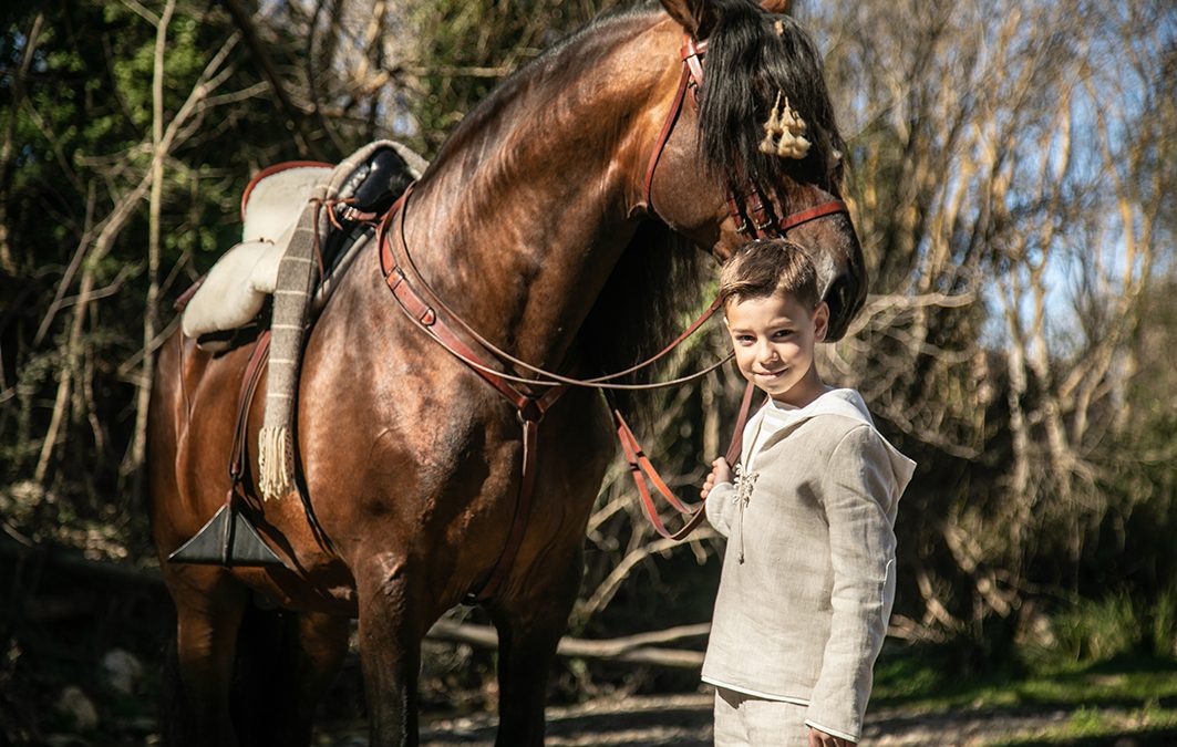 5 razones para hacer una sesión de fotos de comunión con caballos